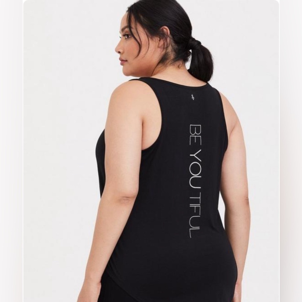 115. 🍒 Torrid Active Tank